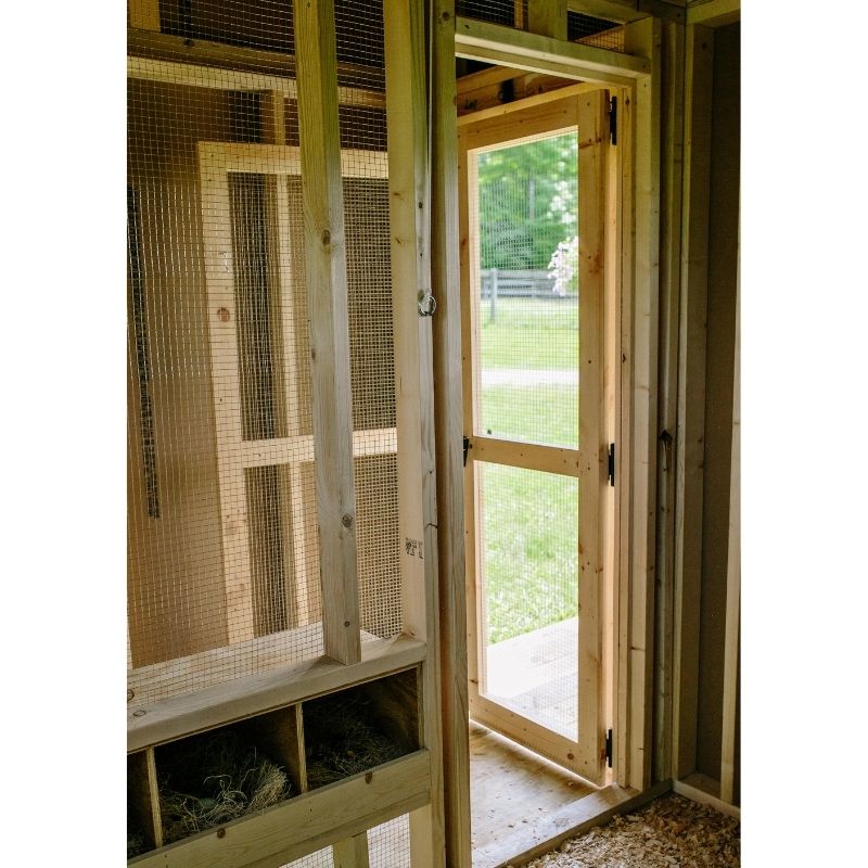 Chateau Coop - 8'x10'