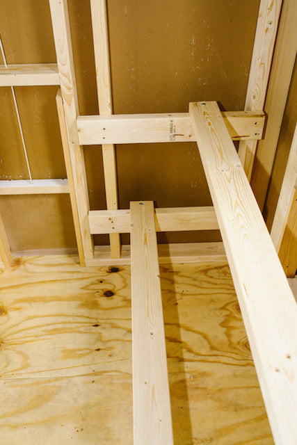 Chateau Coop - 6'x6' All Chicks