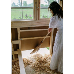 Chateau Coop - 8'x10' w/ Storage
