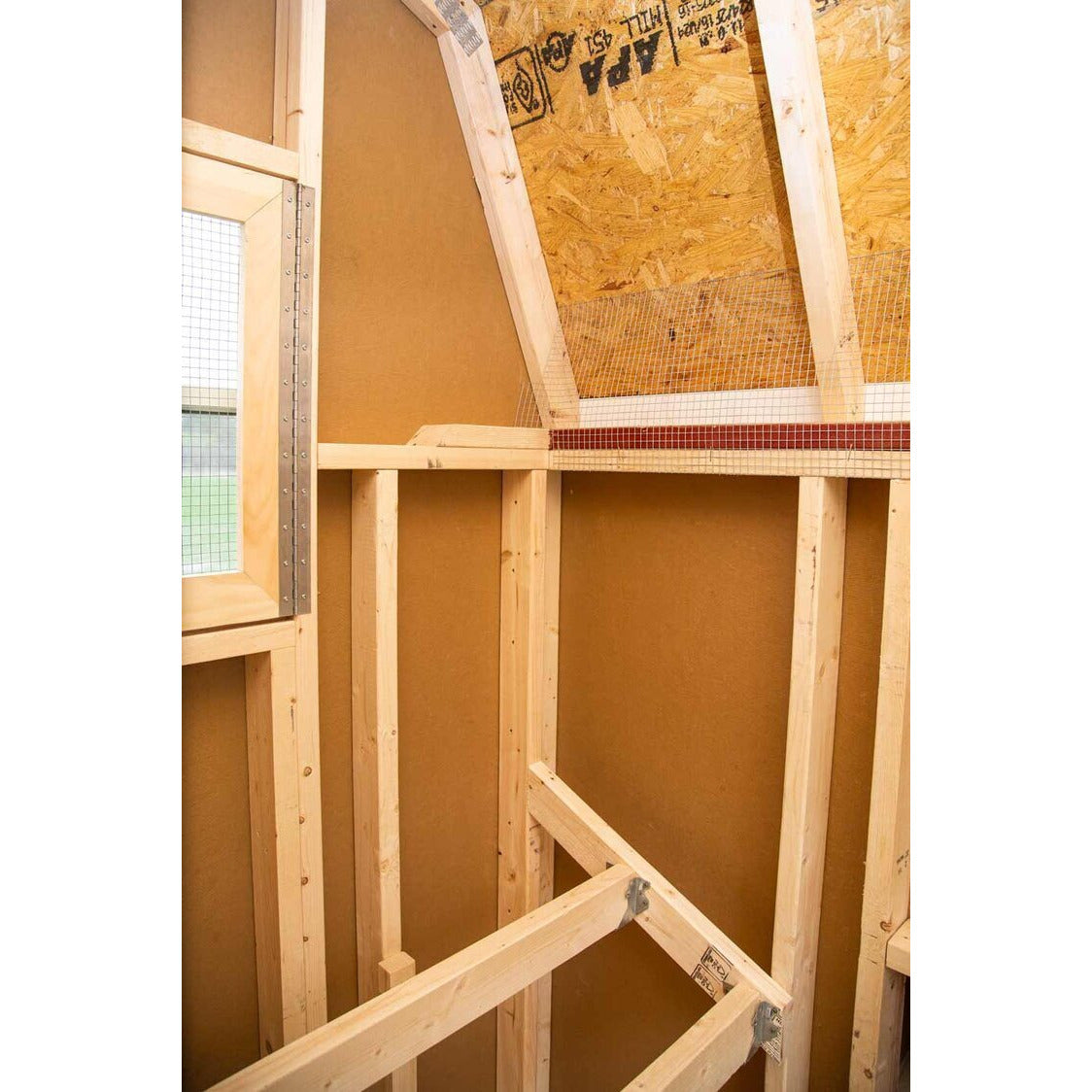 Country Coop - 5'x6'