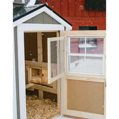 Charming Coop - 4' x 4'