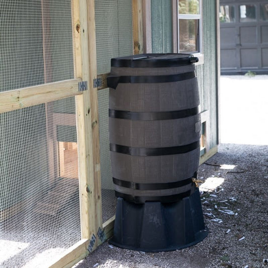 Woodgrain Rain Barrel w/ Flat-back